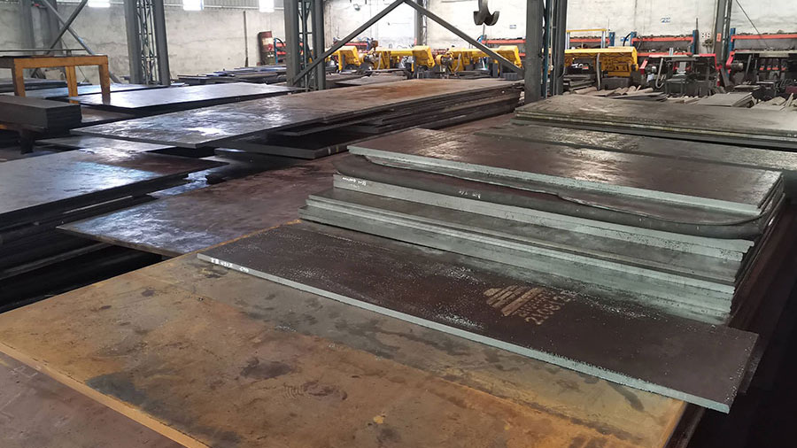 From 4mm to 300mm, find the perfect 4140 steel sheet thickness in our extensive inventory.